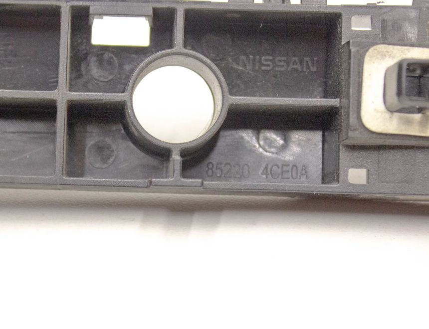 NISSAN X-Trail T32 (2013-2022) Rear Right Bumper Bracket 852204CE0A 21897416