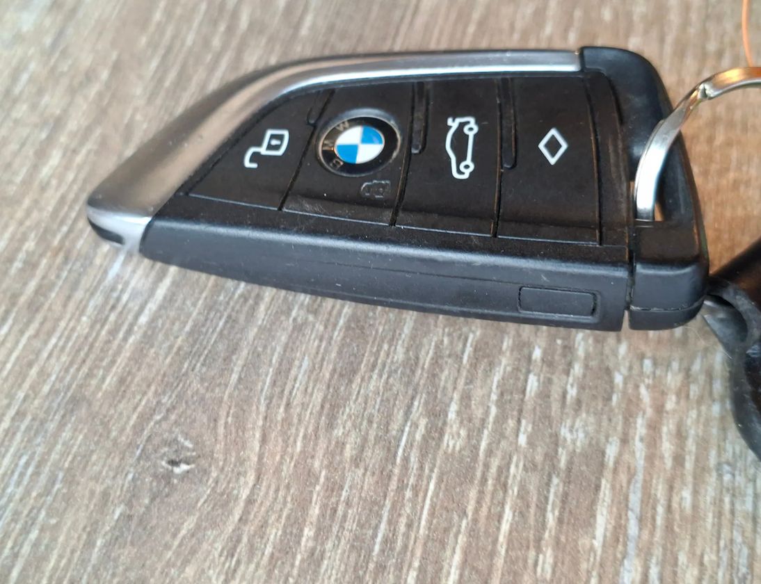 BMW 1 Series F40 (2019-2024) Ключ dwwwd 33038489