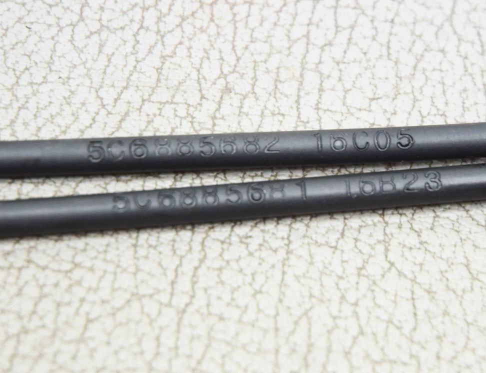 VOLKSWAGEN Jetta 6 generation (2010-2018) Citas salona daļas 5C6885681,5C6885682 13667711