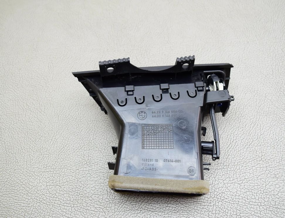 BMW 5 Series F10/F11 (2009-2017) Вентиляционные отверстия в приборной панели 9166884,9166890 23536891