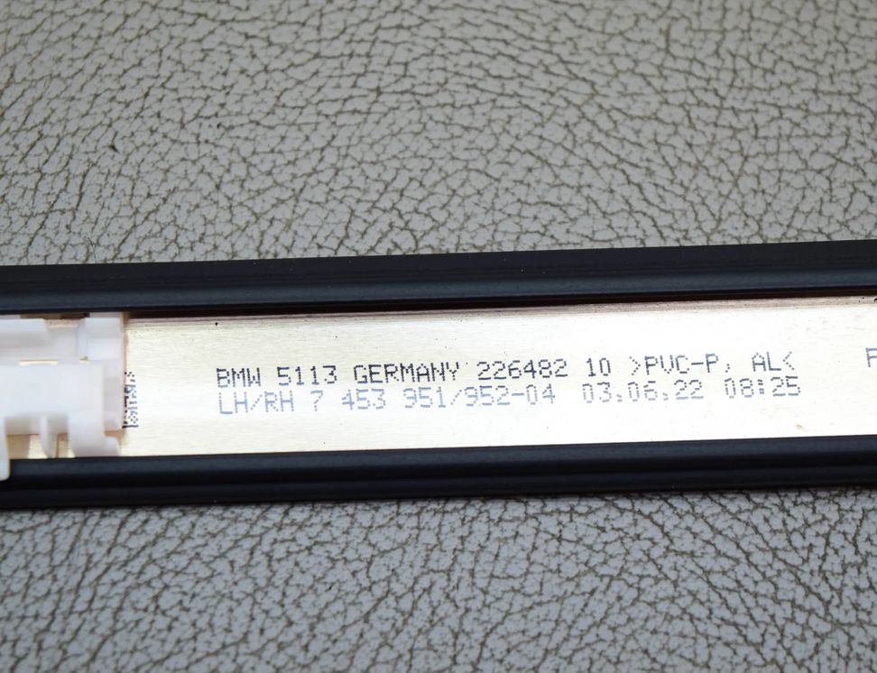 BMW 1 Series F40 (2019-2024) Молдинг крыши правый 7453951 24542252