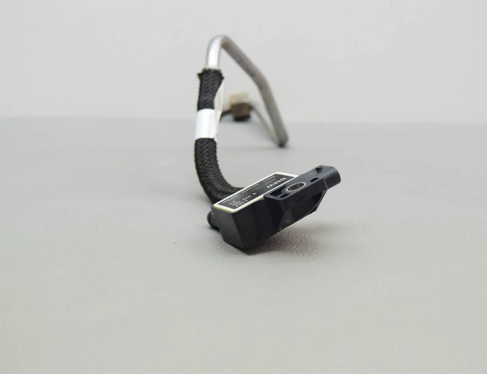 BMW 1 Series F40 (2019-2024) DPF Pressure Sensor 8570686 25075239