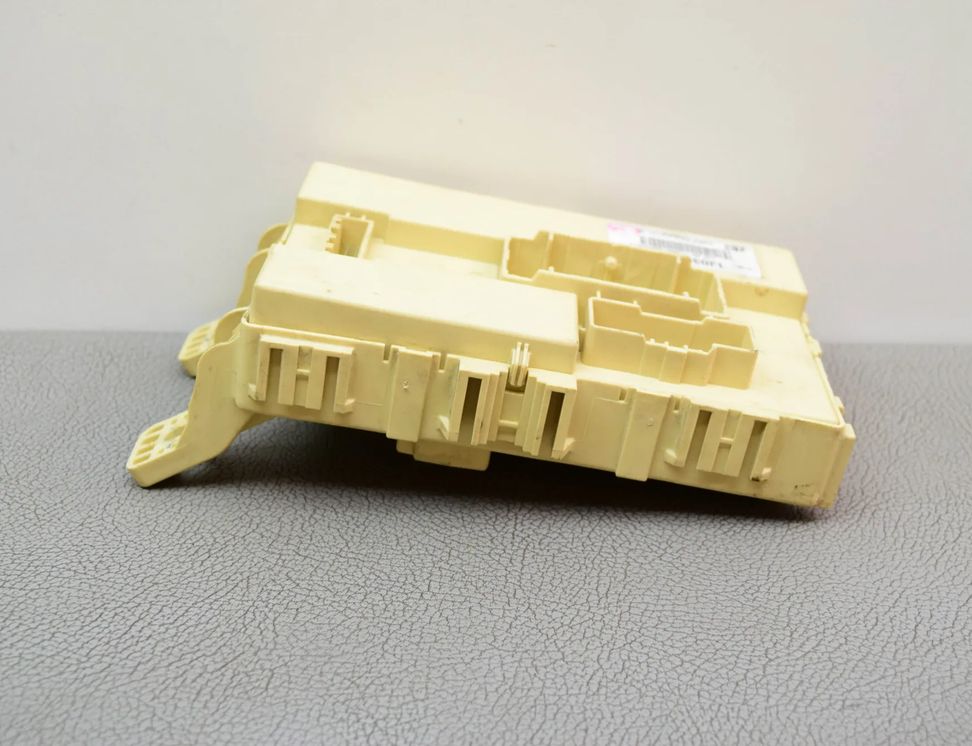 HYUNDAI i20 PB (1 generation) (2008-2014) Drošinātāju kārba 91951-1J030 25978940