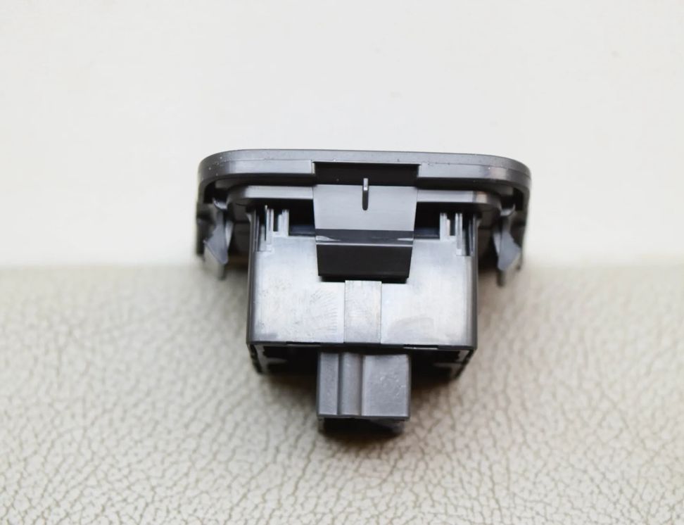 MITSUBISHI Outlander 3 generation (2012-2023) Seat heating switch 8050A215ZZ 26042391