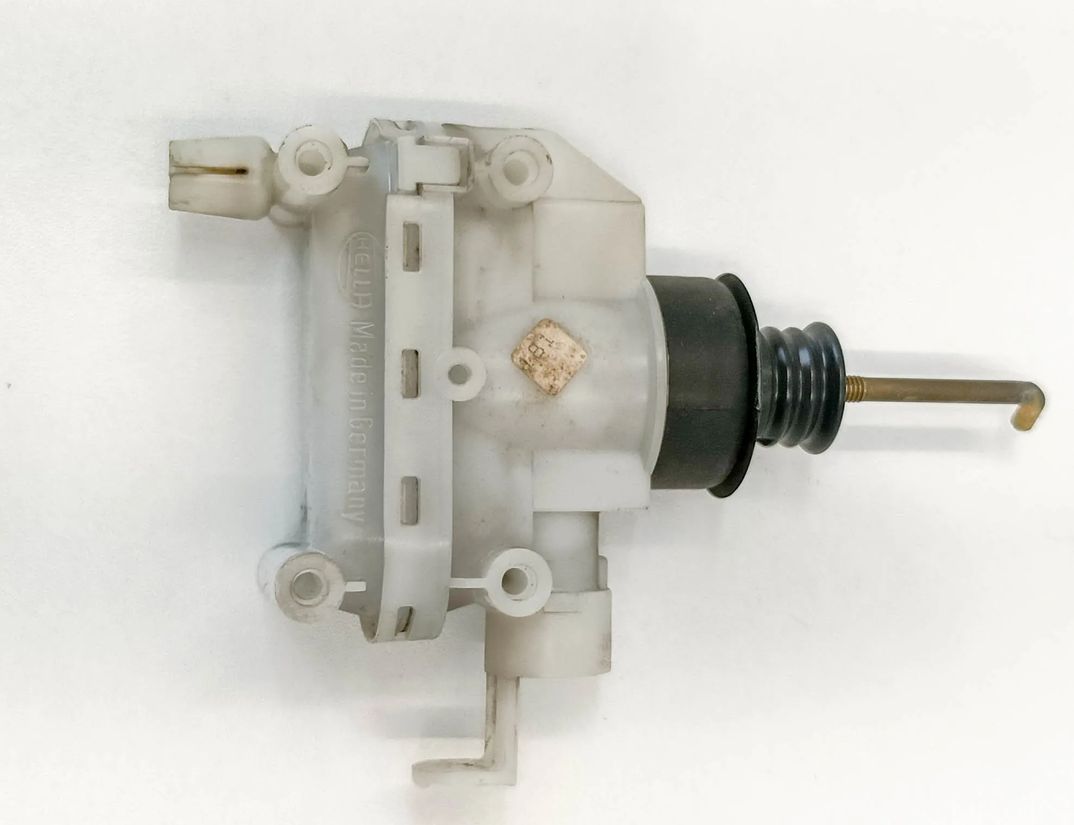 MERCEDES-BENZ SL-Class R129 (1989-2001) Vakuuma vārsts 1297201635 15202250