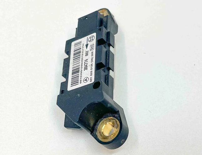 MERCEDES-BENZ SL-Class R230 (2001-2011) ДАТЧИК УДАРА НАДУВНЫХ ПОДУШЕК A0018209126,0018209126 32464563