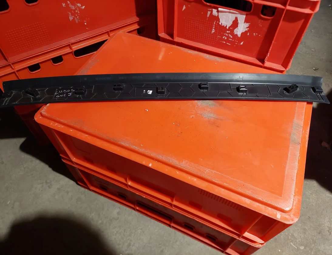 VOLKSWAGEN Golf 7 generation (2012-2024) Jumta apdare 5G6867617 18139443