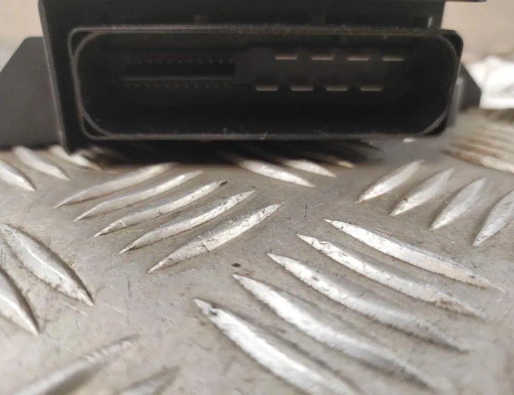 VOLKSWAGEN Tiguan 1 generation (2007-2017) Handbrake Control Unit 18491001A,3AA907801H 31572604