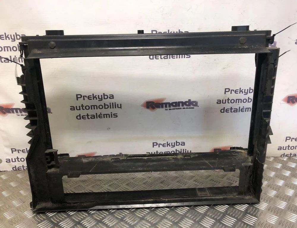 BMW 5 Series E60/E61 (2003-2010) Dzesēšanas sistēma 1K0145803E 31573129