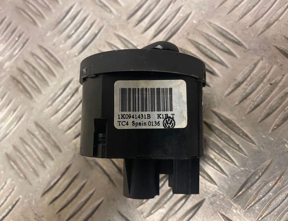 VOLKSWAGEN Variant VII TDI (2014-2024) Headlight Switch Control Unit 1K0941431B 31582176