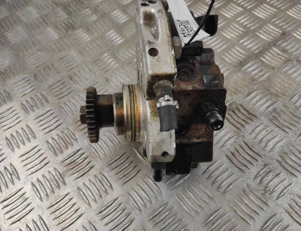 MERCEDES-BENZ E-Class W211/S211 (2002-2009) Fuel Pump A6420700201,0445010095 31583478