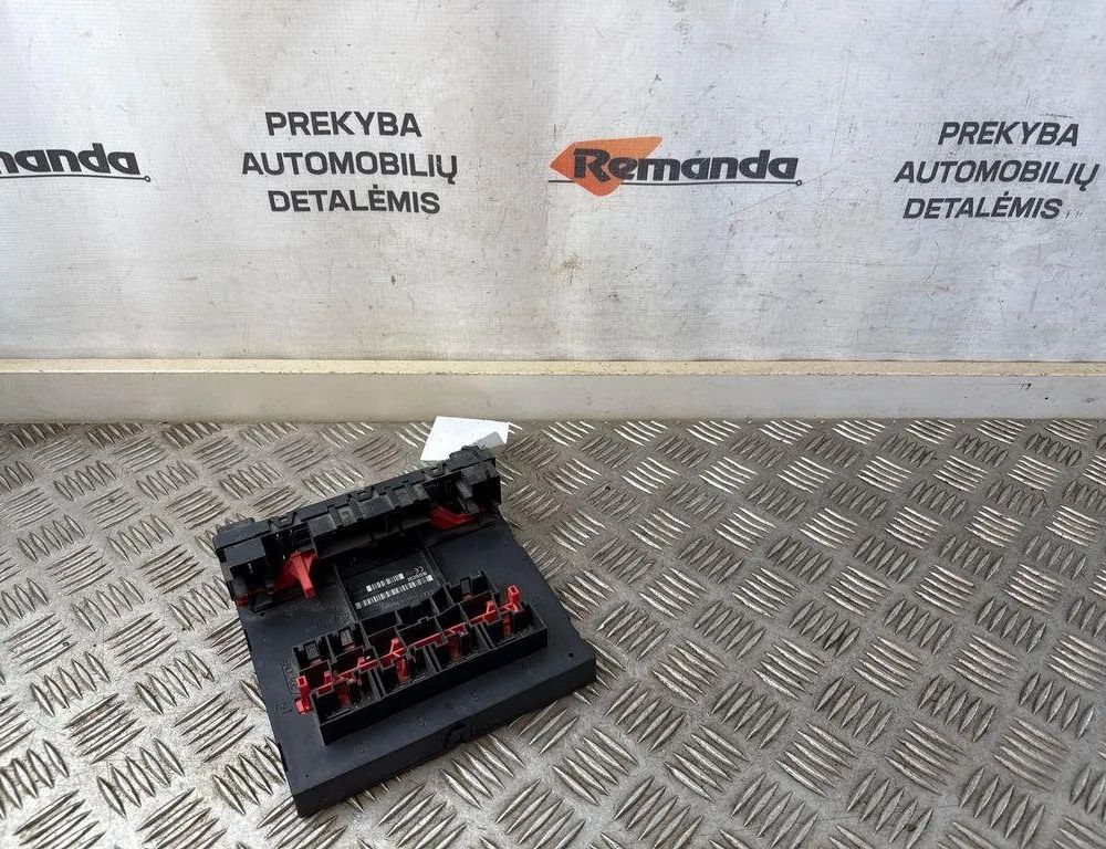 VOLKSWAGEN Passat B7 (2010-2015) Comfort Control Unit 3C0937049H 31583802