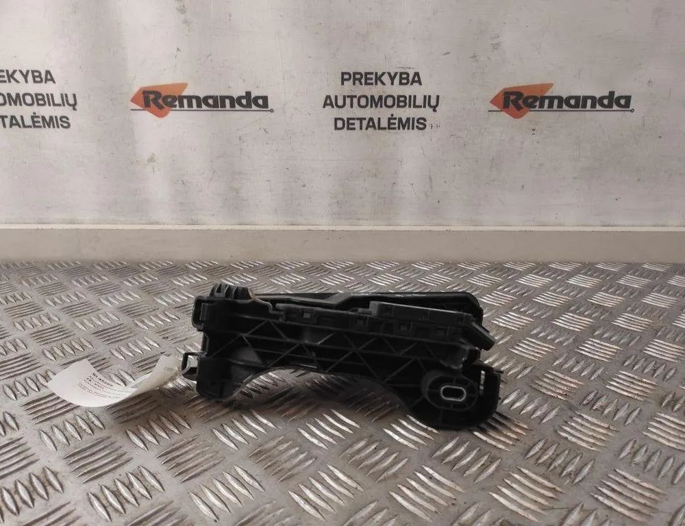 VOLKSWAGEN Passat B7 (2010-2015) Akseleratora / gāzes pedālis 1K1721503 31587171