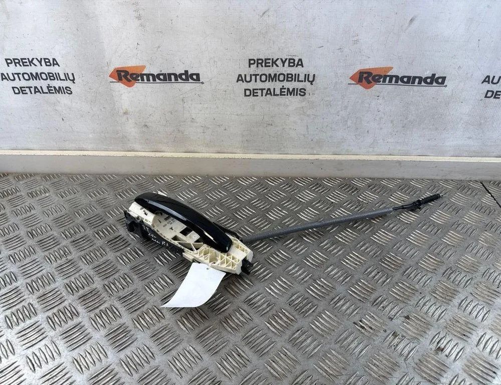 AUDI TT 8S (2014-2024) Наружная ручка боковых левых дверей 8S0839885 31588417