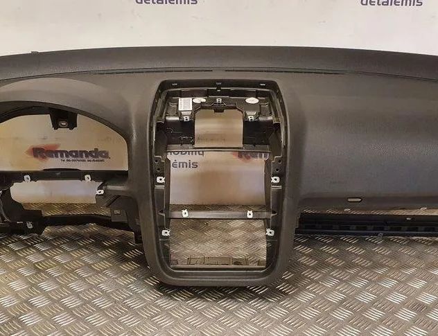 VOLKSWAGEN Golf 8 generation (2019-2023) Передняя панель салона 31591421