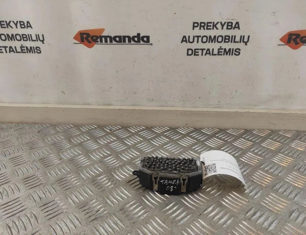 VOLKSWAGEN Touran 1 generation (2003-2015) Salona mazā ventilatora relejs 3C0907521B,F011500045 31592975