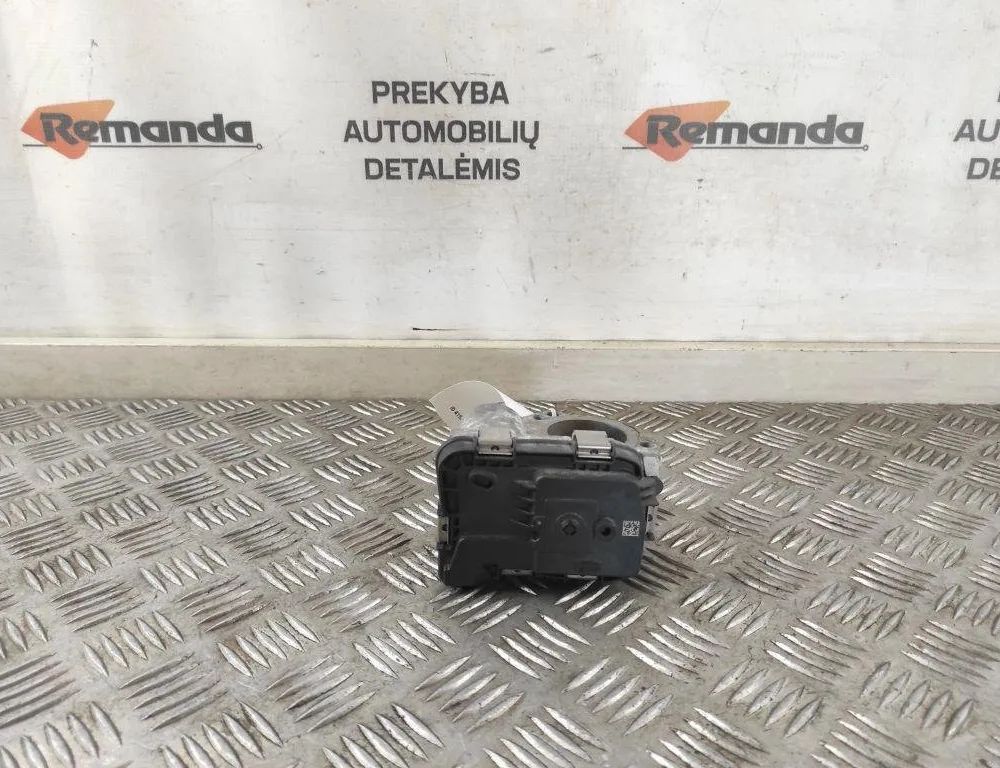 VOLKSWAGEN Golf 7 generation (2012-2024) Throttle Body 04C133062C 31593113