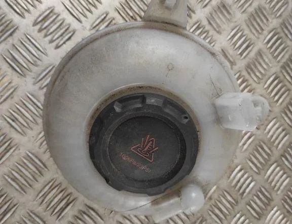 VOLKSWAGEN Tiguan 2 generation (2016-2024) Расширительный бак 5Q0121407AA 31603425