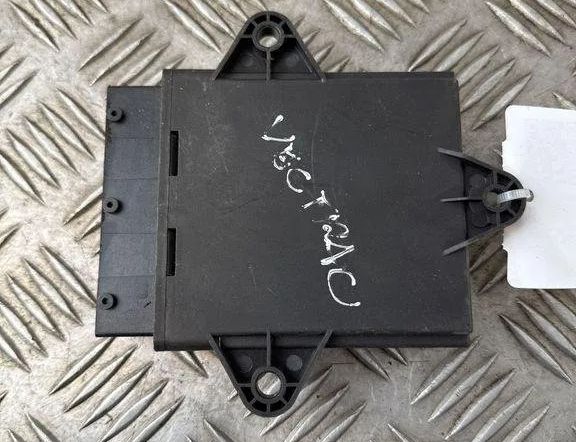 OPEL Vectra C (2002-2005) Блок управления дверей передние  правые 13170178 31603872