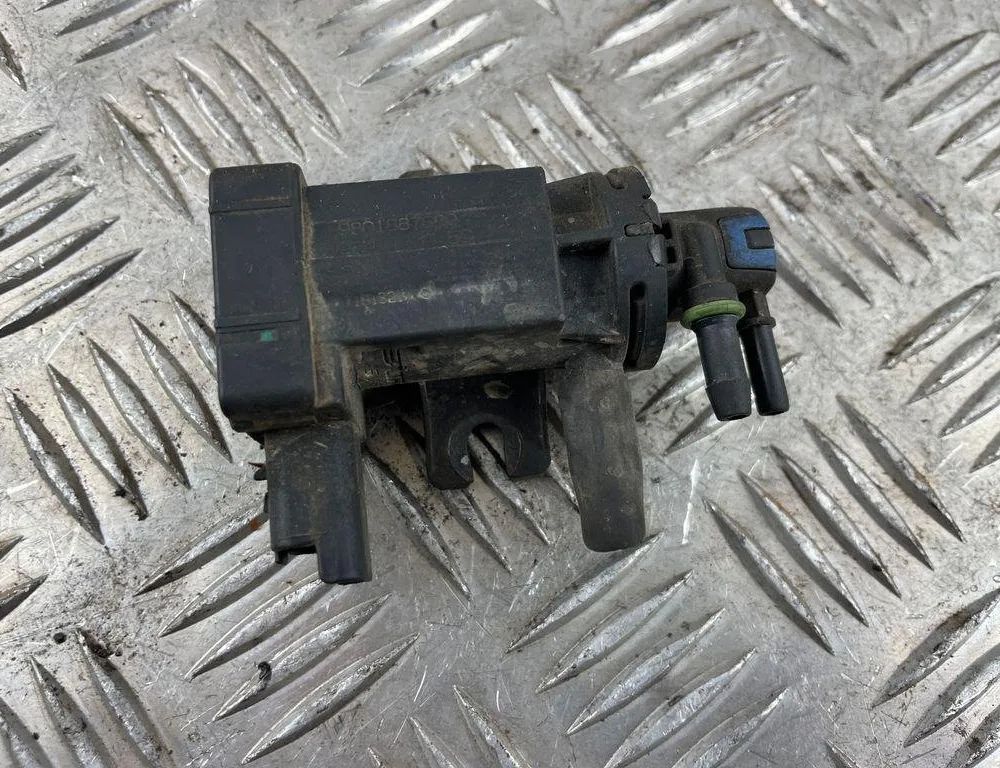 FORD EcoSport 2 generation (2013-2024) Solenoid Valve 9801887680 31604829