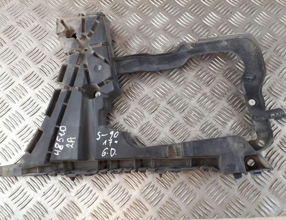 VOLVO S90 2 generation (2016-2023) Держатель заднего бампера правый 31425064 31605333