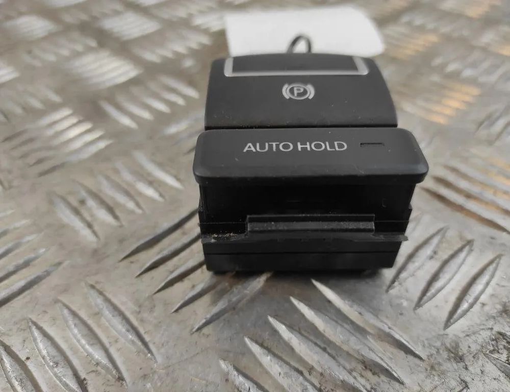 VOLKSWAGEN Tiguan 1 generation (2007-2017) Stāvbremzes poga 5N0927225 31609496