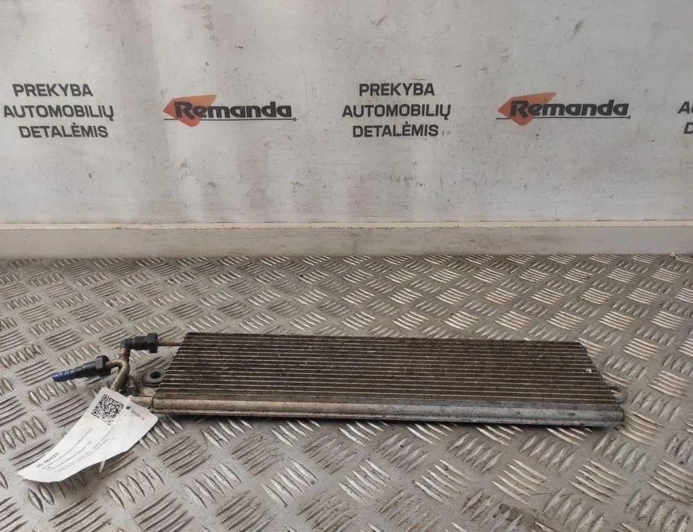 VOLKSWAGEN Passat B7 (2010-2015) Degvielas dzesētājs (radiators) 3C0203491D 31609568