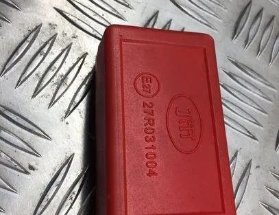 VOLKSWAGEN Passat B5 (1996-2005) Warning Triangle 27R031004 21445409