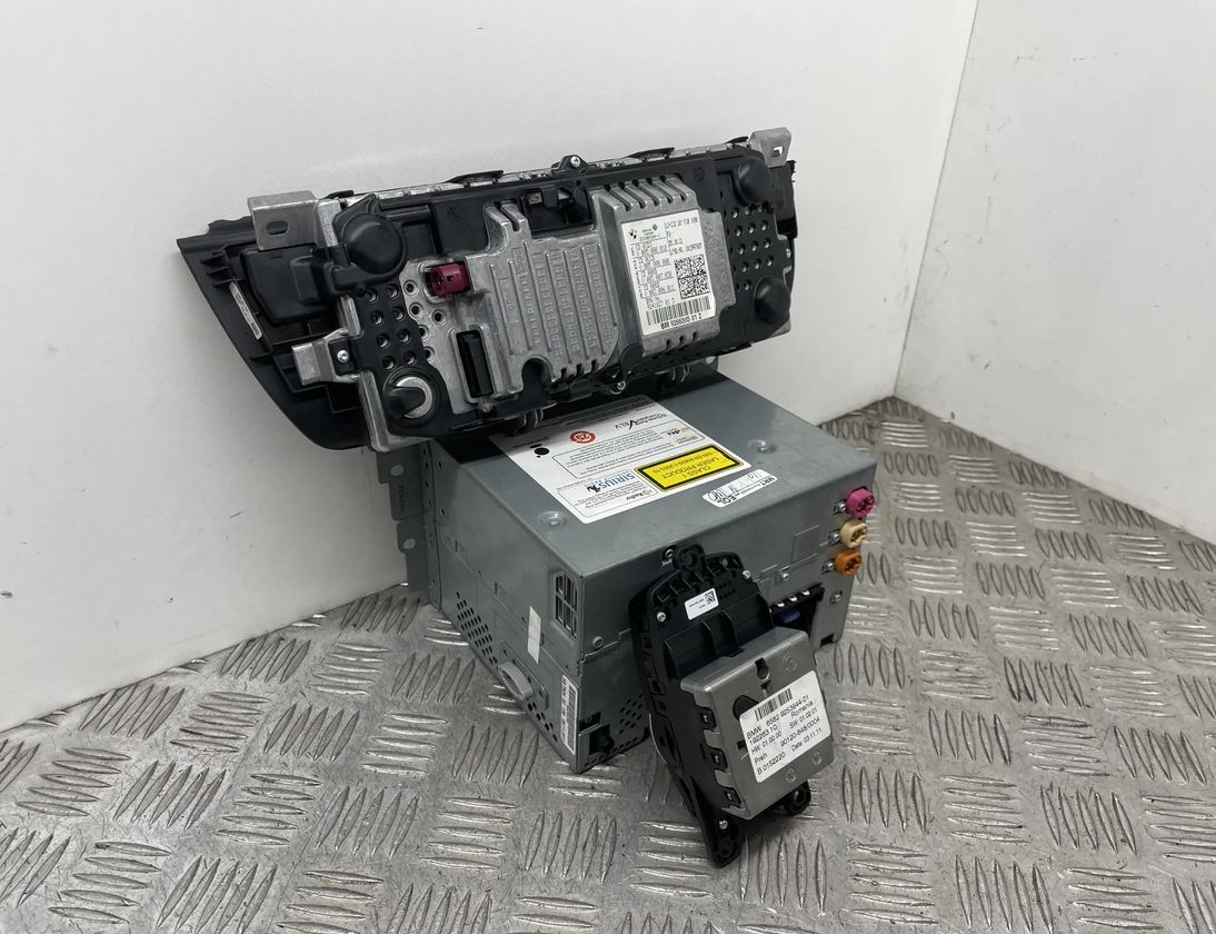 BMW 5 Series F10/F11 (2009-2017) Music Player With GPS 9274569,9241827,9266385,9253944 21662014