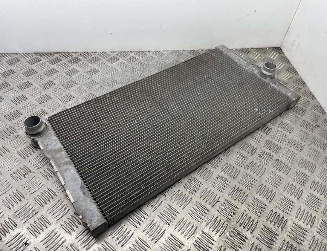 BMW 5 Series F10/F11 (2009-2017) Охлаждающий радиатор 8509177,17118509177 21711838