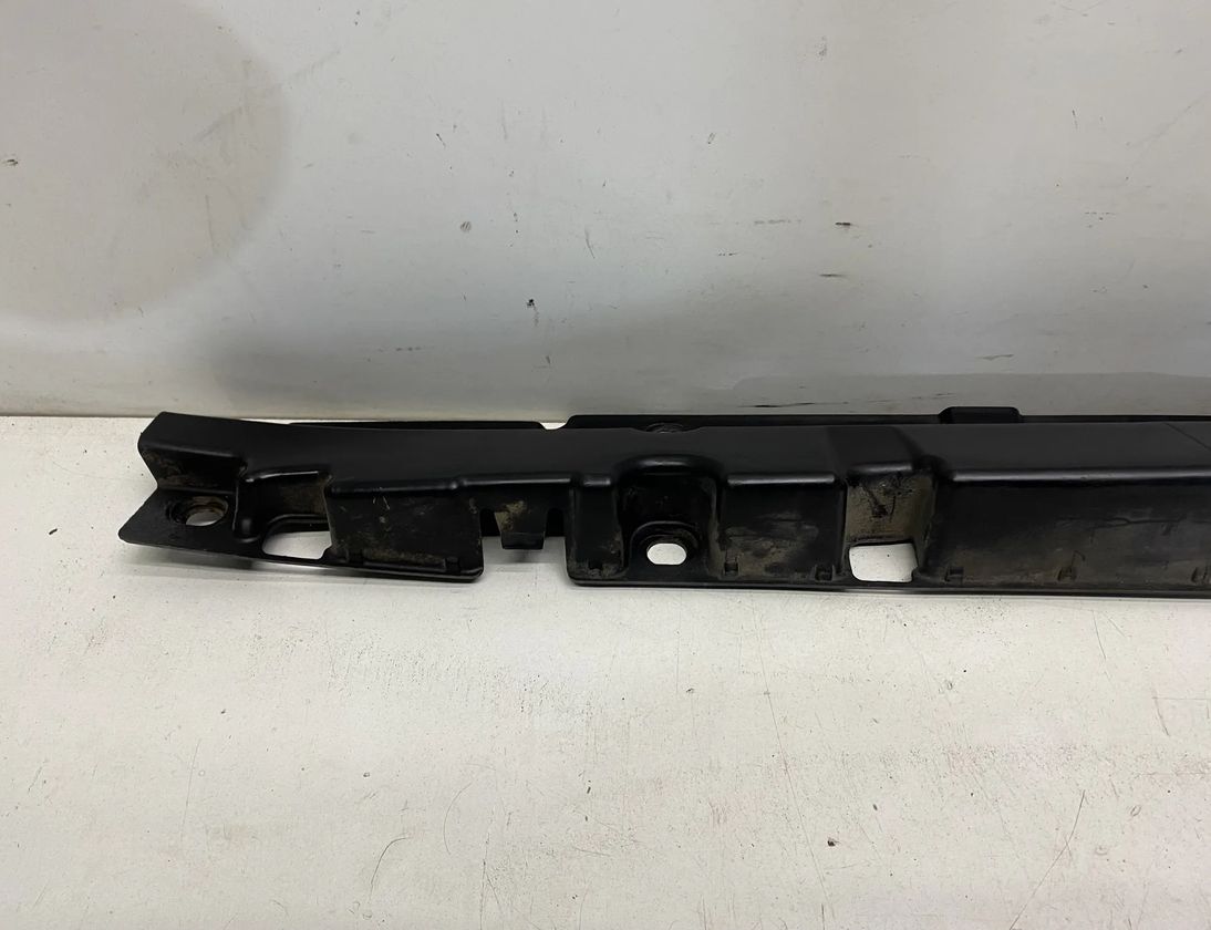 BMW X5 E70 (2006-2013) Kreisās priekšējās palodzes kronšteins 7207195,51777207195 22314869