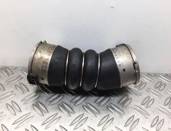 BMW 3 Series F30/F31 (2011-2020) шланг радиатора интеркулера 8513450,851345001 22372899