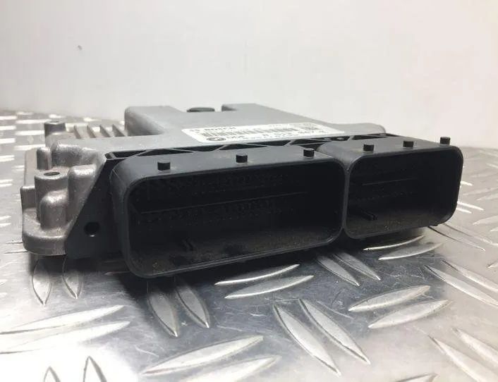 BMW 3 Series E90/E91/E92/E93 (2004-2013) Engine Control Unit ECU 8512047,0281017520,13240972 22373467