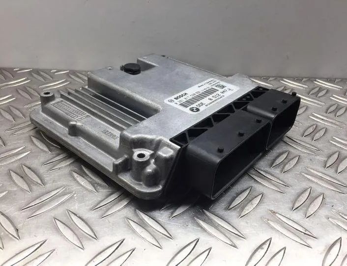 BMW 3 Series E90/E91/E92/E93 (2004-2013) Блок управления двигателем 8512047,851204701,0281017520 22373485
