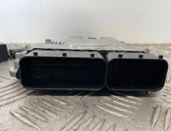 BMW 3 Series E90/E91/E92/E93 (2004-2013) Engine ECU Set 8512047,0281017520,9237047 22374216