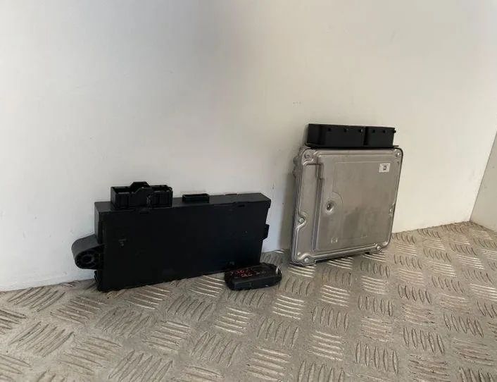 BMW 3 Series E90/E91/E92/E93 (2004-2013) Engine ECU Set 8512047,0281017520,9237047 22374216