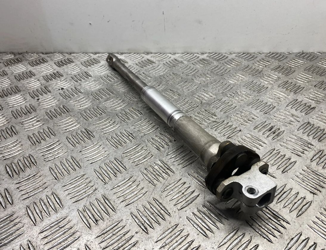 BMW 7 Series F01/F02 (2008-2015) Stūre (kardāns) / Stūres statnes vārpsta 6789859 23527323