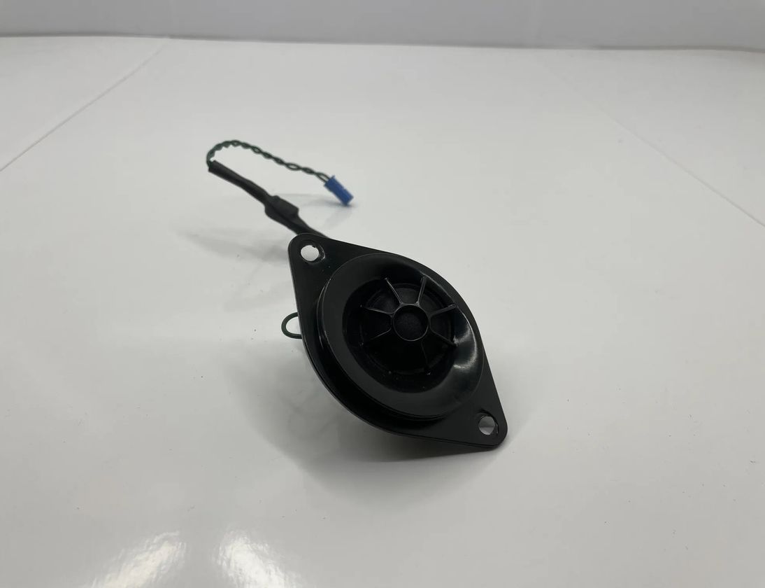 BMW M5 F10 (2011-2016) Priekšējo kreiso durvju skaļrunis 9175696,65139175696 23811521