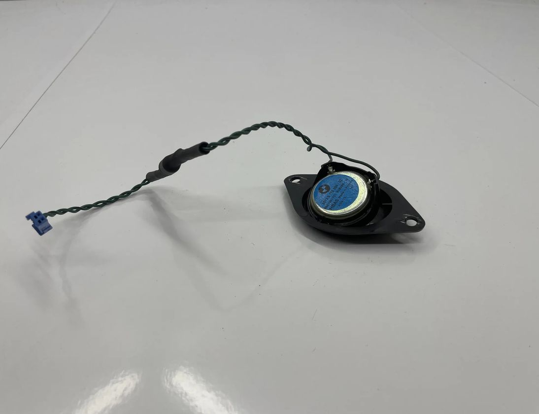 BMW M5 F10 (2011-2016) Priekšējo kreiso durvju skaļrunis 9175696,65139175696 23811521