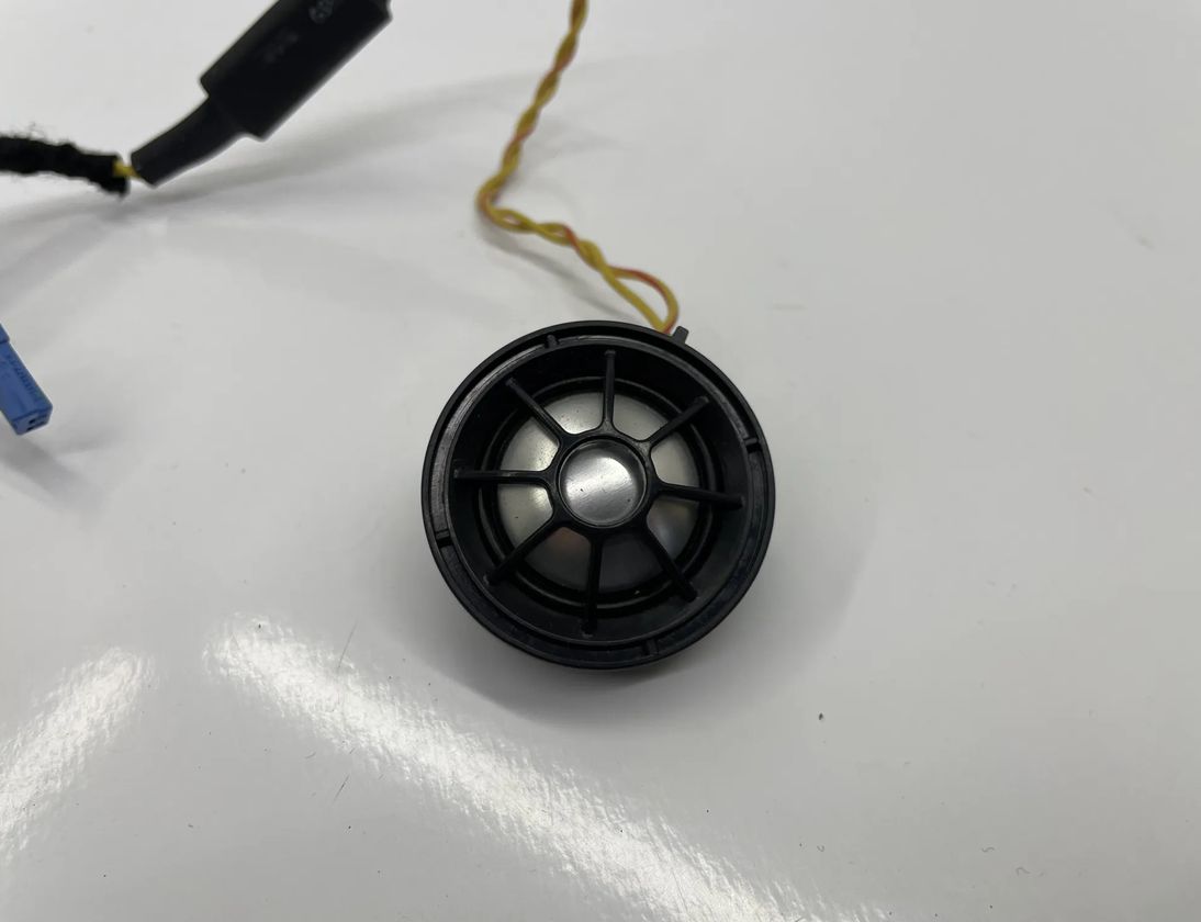 BMW 6 Series F06/F12/F13 (2010-2018) Колонка дверей задняя левая 9226357 23872703