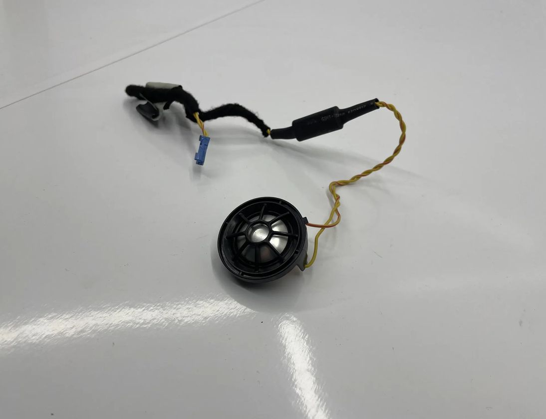 BMW 6 Series F06/F12/F13 (2010-2018) Колонка дверей задняя левая 9226357 23872703