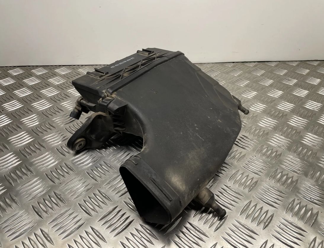 MERCEDES-BENZ C-Class W204/S204/C204 (2004-2015) Корпус воздушного фильтра A6420903101 26845675