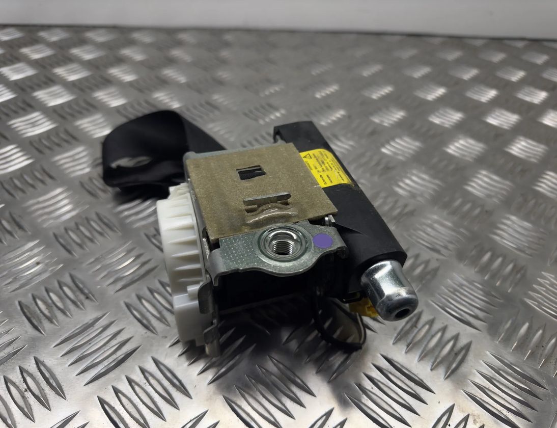 MERCEDES-BENZ C-Class W204/S204/C204 (2004-2015) Ремень безопасности задний левый A2048600785 27511316