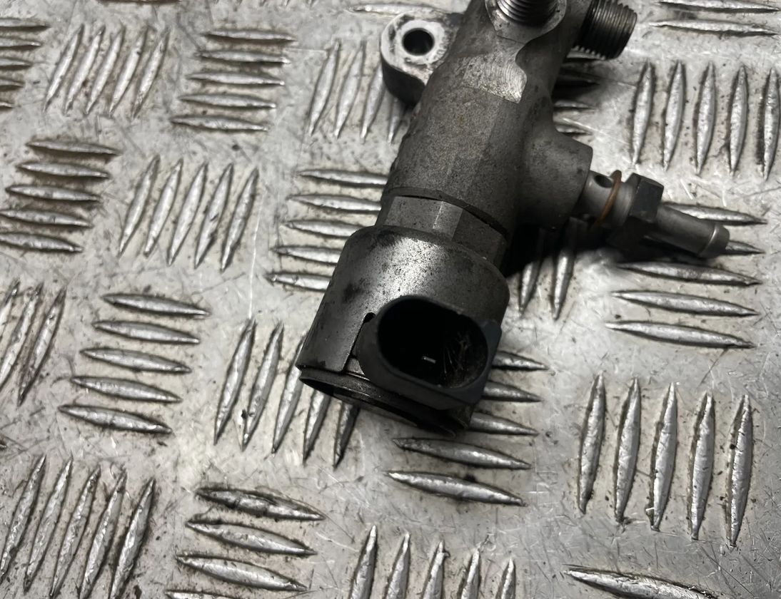 MERCEDES-BENZ C-Class W204/S204/C204 (2004-2015) Degvielas reika A6510700595 27612115