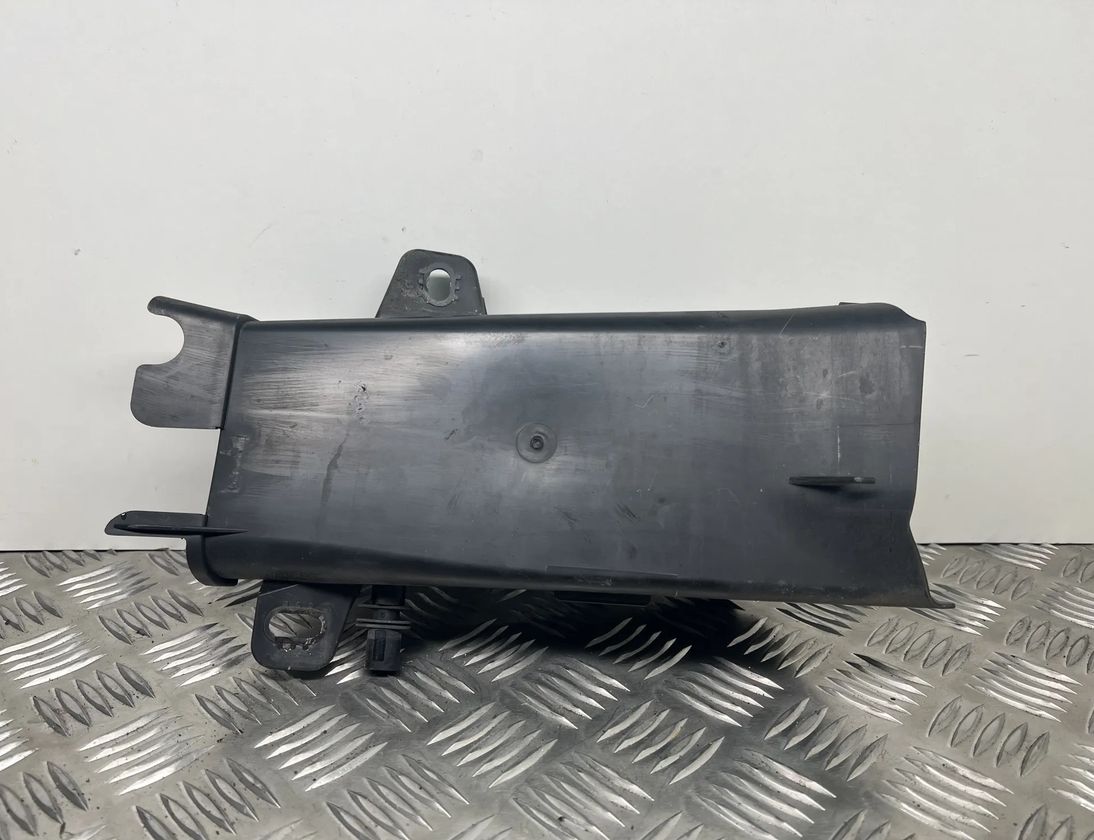 BMW 5 Series F10/F11 (2009-2017) Air intake duct part 7200798 27978982