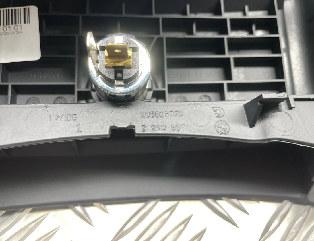 BMW 4 Series F32/F33/F36 (2013-2020) Gaisa restes aizmugurē 9207330,9218909,9333675 28182819