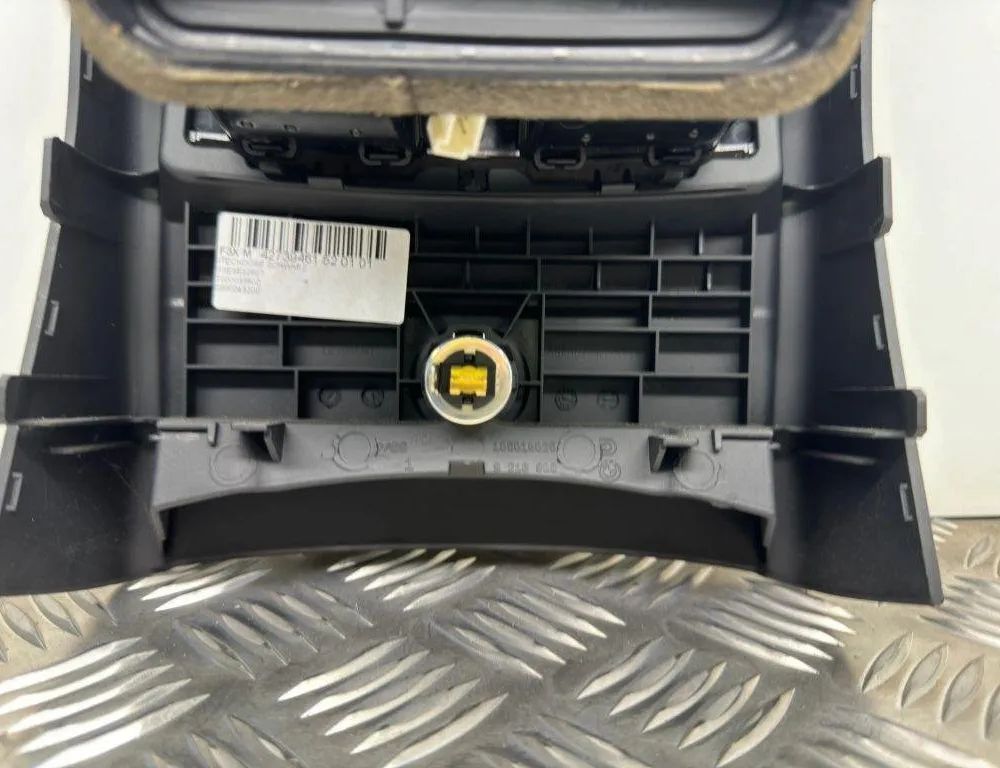 BMW 3 Series F30/F31 (2011-2020) Gaisa restes aizmugurē 926535001,64229207330 30991374