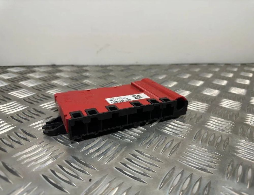 BMW 3 Series F30/F31 (2011-2020) Power Distribution Box 10688710,9227752 30991377