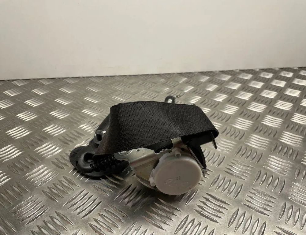 BMW 1 Series F20/F21 (2011-2020) Front Left Seatbelt 7243307 30996412