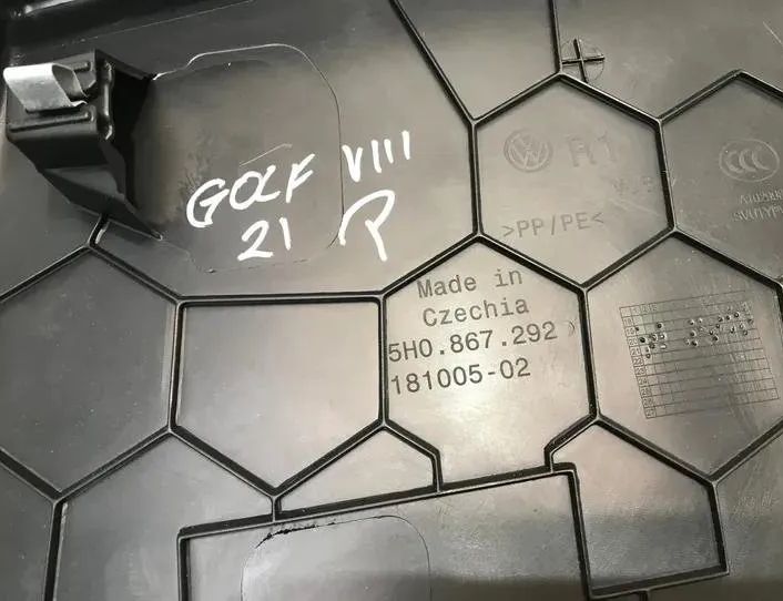 VOLKSWAGEN Golf 7 generation (2012-2024) Right Side B Pillar Trim 5H0867292 24284191